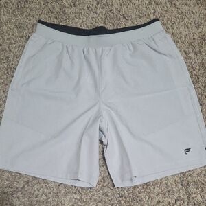 *NWT* Fabletics Fundamental II 7" Inseam Men's Shorts - Grey, Size Medium